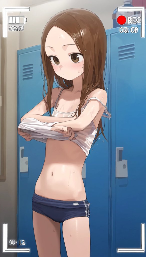 【画像】更衣室の高木さん♥