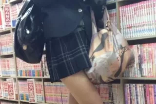 【盗撮】ブックオフで