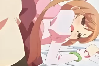 女の子の体に興味津々