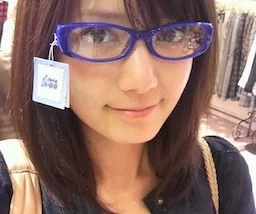 妻と巨根の後輩を自宅