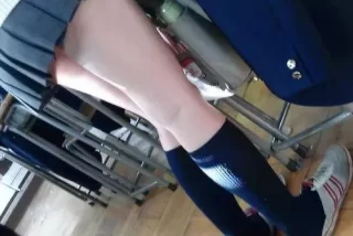 【盗撮】教室内で同級