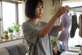 【画像】下着を干して