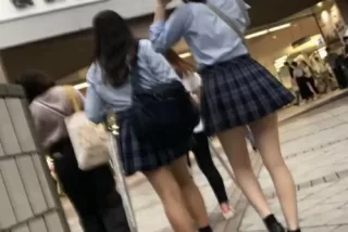 【盗撮】JKの風パンチ