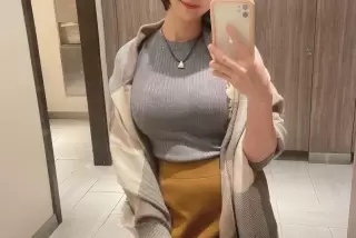 【画像】巨乳ママさん