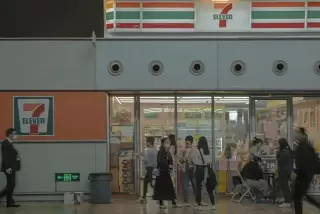 【画像】コンビニ店員