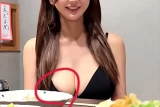 【ポロリ】 巨乳グラ